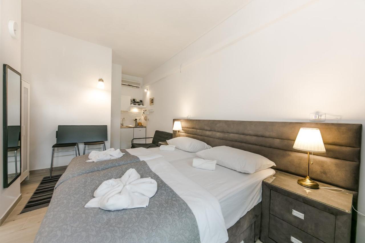 Palomia C Appartement Split Buitenkant foto