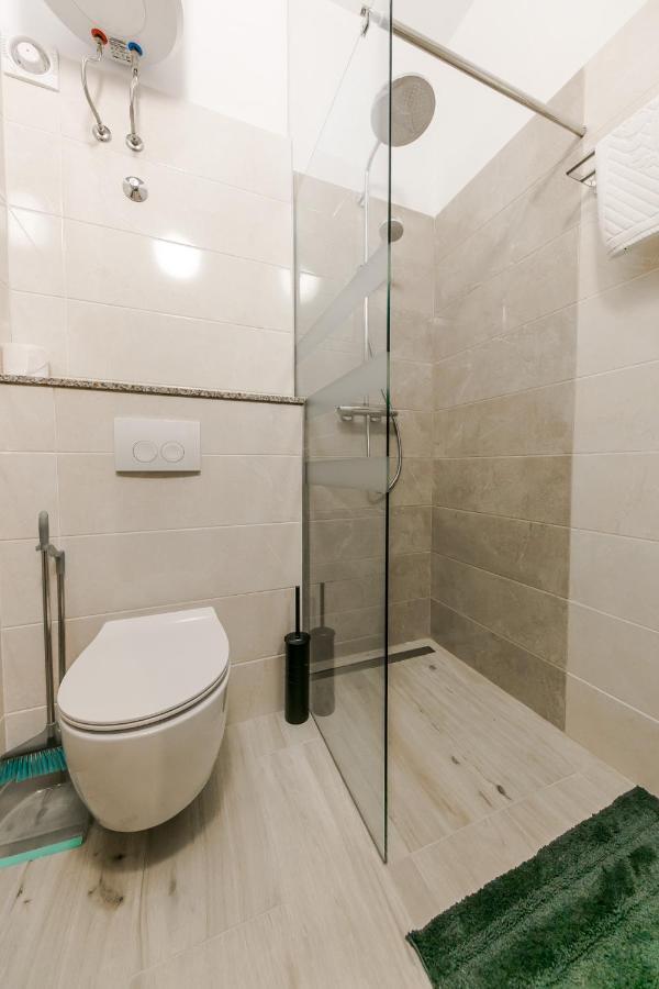 Palomia C Appartement Split Buitenkant foto