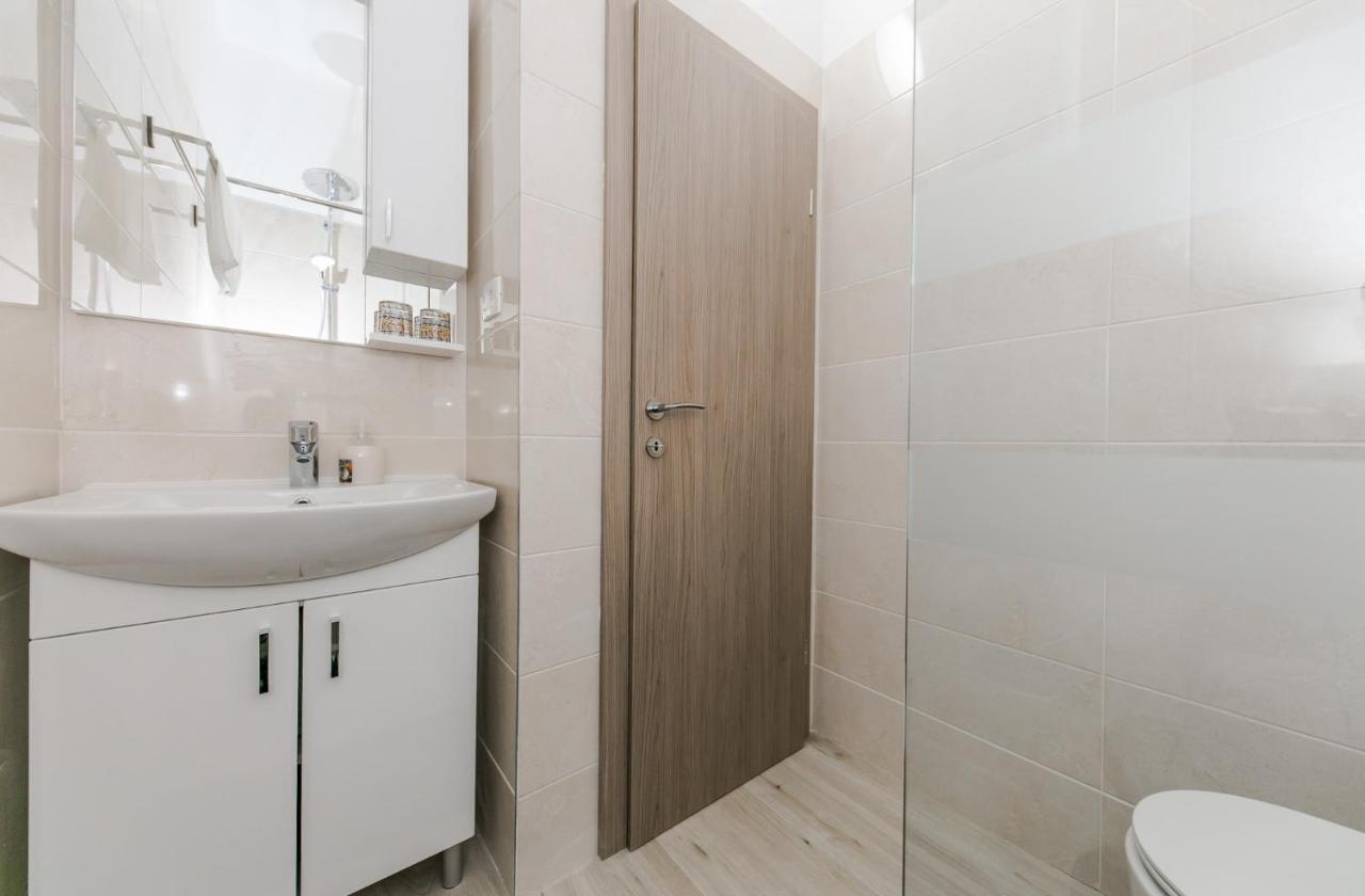Palomia C Appartement Split Buitenkant foto